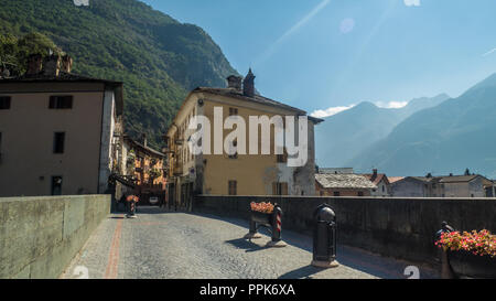 La Ville de Lecco en Vallée d'AOSTE NW Italie Banque D'Images