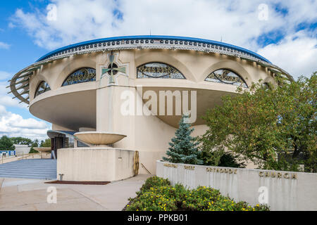 L'extérieur de l'Église grecque orthodoxe de l'annonciation conçu par Frank Lloyd Wright Banque D'Images