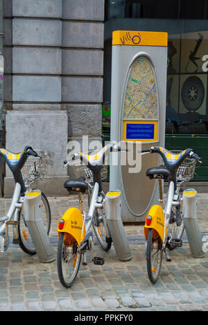 Villo, ville location de vélo point, Bruxelles, Belgique Banque D'Images