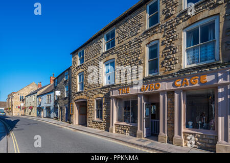 High Street à Malmesbury, Wiltshire, Angleterre, Royaume-Uni, Europe Banque D'Images