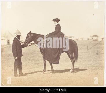 [Major Jones et Lady Canning]. Artiste : Inconnu. Dimensions : Image : 15,1 x 18,4 cm (5 15/16 x 7 1/4 in.) Mont : 30,1 x 26 cm (11 7/8 x 10 1/4 in.). Date : 1858-61. Musée : Metropolitan Museum of Art, New York, USA. Banque D'Images