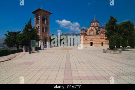 Monastère orthodoxe serbe Hercegovačka Gračanica qui est situé au-dessus de la ville de Trebinje en Bosnie-Herzégovine, sur la colline historique de Crkvina Banque D'Images