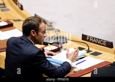 New York, USA. 26 Sep 2018. Organisation des Nations Unies, New York, USA. 26 Sep, 2018. Le président français, Emmanuel Macron traite d'une réunion du Conseil de sécurité des Nations Unies sur le maintien de la paix et de la sécurité au siège de l ONU à New York.i/Xinhua/Alamy Live News source : Xinhua/Alamy Live News Banque D'Images