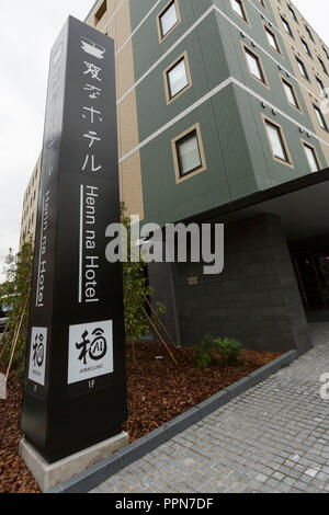 Tokyo, Japon. 27 Sep 2018. Une vue générale de Henn-na Hôtel Haneda le 27 septembre 2018, Tokyo, Japon. La nouvelle branche de Henn-na Hôtel, qui se traduit littéralement par ''bizarre, '''hôtel est situé près de la gare Otorii, six minutes de l'aéroport international de Haneda. Robot personnel de l'hôtel sont programmés pour assister les clients, en anglais, chinois, coréen et japonais. sociologie. Credit : AFLO Co.,Ltd/Alamy Live News Banque D'Images