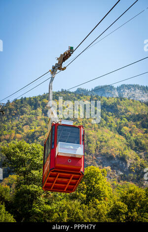 Seilbahn Palfries (télécabine) à Heiligkreuz, Suisse Banque D'Images