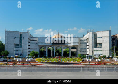 La place Ala-Too, Bichkek, Kirghizistan, l'Asie centrale Banque D'Images