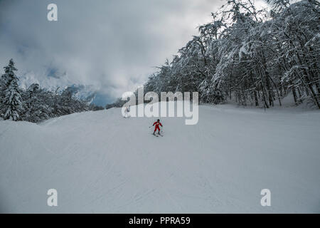 Station de ski de Gourette, Pyrénées Atlantiques, Aquitaine, vallée d'Ossau, France Banque D'Images