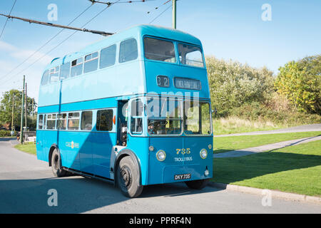 Milieu xxe siècle British trolleybus 735, Black Country Living Museum, Royaume-Uni Banque D'Images