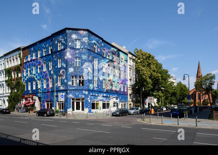 Berlin. L'Allemagne. Street art sur Schöneberg, Bülowstraße. Banque D'Images