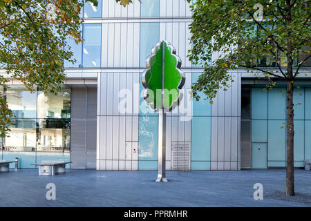 Arbre généalogique moderne sculpture. More London Riverside. L'Angleterre Banque D'Images