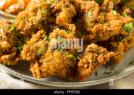 Des foies de poulet frit avec Havarti Banque D'Images