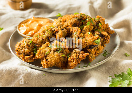 Des foies de poulet frit avec Havarti Banque D'Images