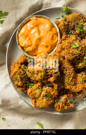 Des foies de poulet frit avec Havarti Banque D'Images