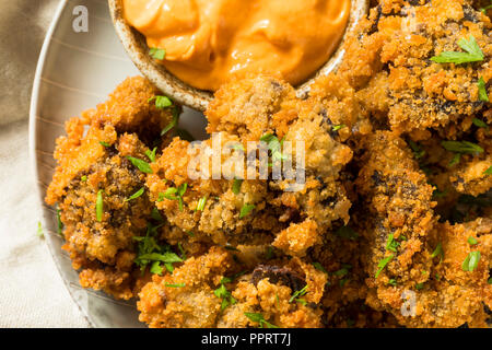 Des foies de poulet frit avec Havarti Banque D'Images