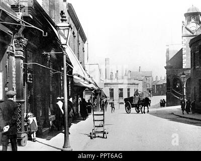 Town Street, Armley début des années 1900 Banque D'Images