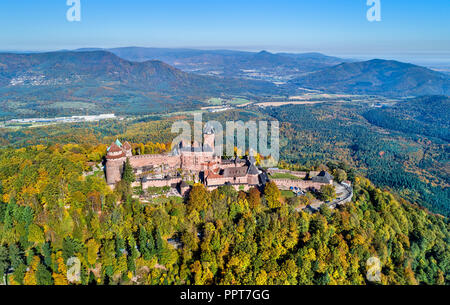 Panorama de l'antenne du Château du Haut-Koenigsbourg dans les Vosges. Alsace, France Banque D'Images