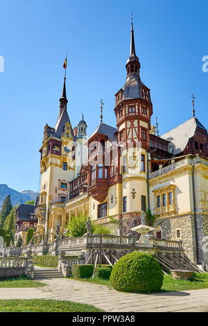 Le Château de Peles, Sinaia, Transylvanie, Roumanie Banque D'Images