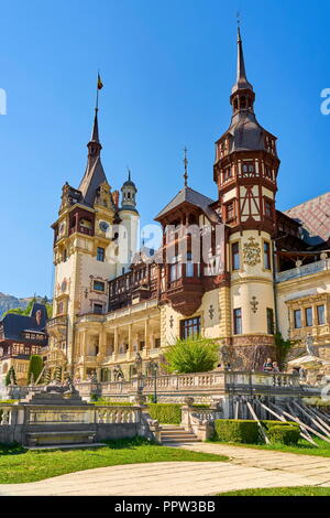 Le Château de Peles, Sinaia, Transylvanie, Roumanie Banque D'Images