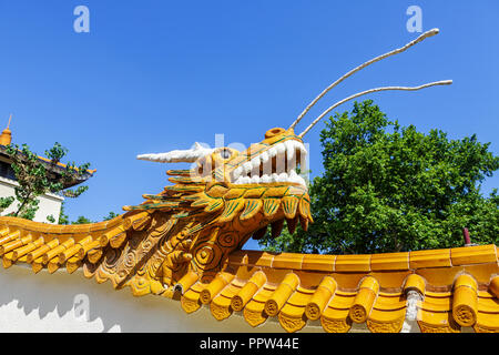 (SALOU, ESPAGNE) PORTAVENTURA - Jun 16, 2014 : le parc à thème Port Aventura est un resort dans le sud Catalogne attire les visiteurs en 4 an mil. Banque D'Images