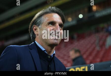 Mainz, Allemagne. 26 Sep, 2018. firo : 26.09.2018 Football, Football : 1. Saison 2018/2019, Bundesliga FSV FSV FSV Mainz 05 - VfL Wolfsburg VfL coach, Coach, Bruno Labbadia, portrait, Portrait, dans le monde de l'utilisation | Credit : dpa/Alamy Live News Banque D'Images