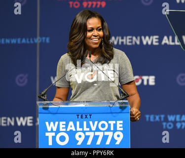 Miami, FL, USA. 28 Sep, 2018. L'ancienne première dame des États-Unis Michelle Obama parle pendant la quand nous avons tous voter Miami manifestation tenue à l'Université de Miami Watsco Center le 28 septembre 2018 à Miami, Floride Credit : Mpi04/media/Alamy Punch Live News Banque D'Images