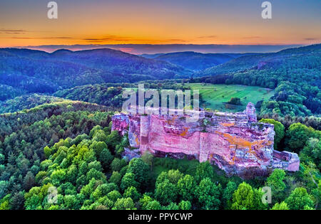 Château de Fleckenstein dans le nord des Vosges - Bas-Rhin, France Banque D'Images