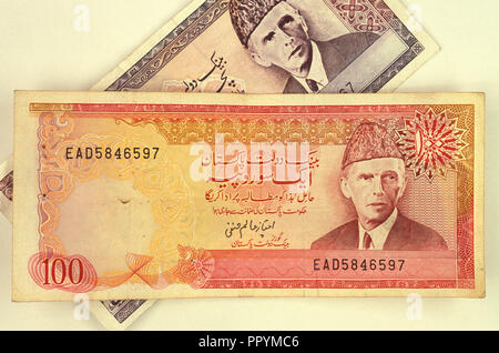 Pas 1319168 PAPIER-MONNAIE PAKISTAN 50 & 100 roupies Muhammad Ali Jinnah Banque D'Images