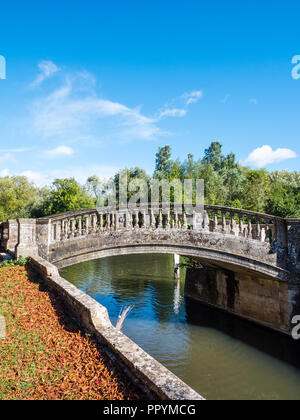 Historique ancienne passerelle, Iffley Lock, Tamise, Oxford, Oxfordshire, England, UK, FR. Banque D'Images