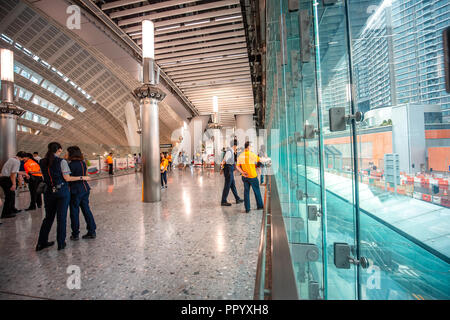 Hong Kong, Chine - Septembre 02, 2018 : hall de départ de Hong Kong à l'Ouest gare de Kowloon. C'est le terminus de la section de Hong Kong de la G Banque D'Images