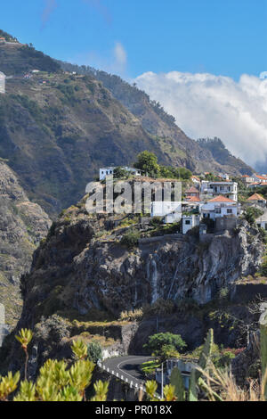 Vue sur la ville sur l'île de Madère Banque D'Images