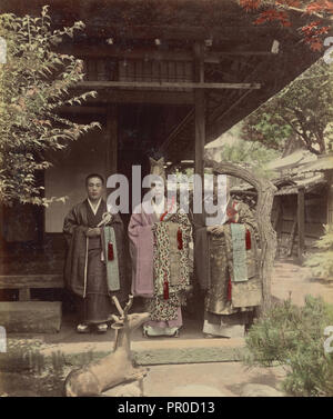 Prêtres bouddhistes ; attribué à Kusakabe Kimbei, japonais, 1841 - 1934, Actif 1880 - à propos de 1912, le Japon ; 1870 - 1890 Banque D'Images