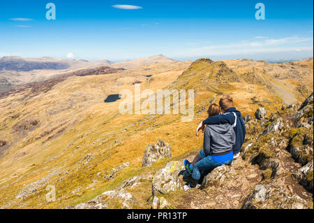 Cnicht escalade, parc national de Snowdonia, le Nord du Pays de Galles, Pays de Galles, Royaume-Uni, Europe Banque D'Images