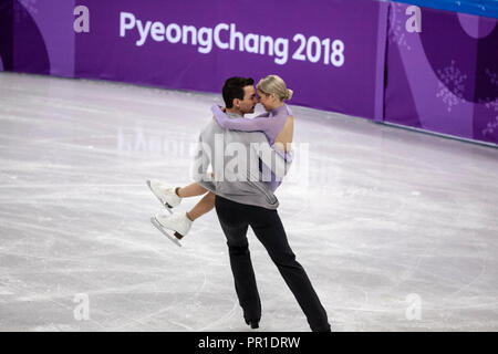 Knierim Scimeca Alexa et Chris Knierim (USA) au cours de la compétition de l'équipe de patinage artistique aux Jeux Olympiques d'hiver de PyeongChang 2018 Banque D'Images