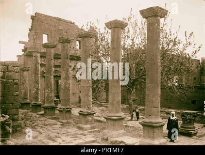 Djebel el-Druzes et Hauran. Kanawat. Colonnade de basilique romaine. 1938, Syrie, Qanawat Banque D'Images