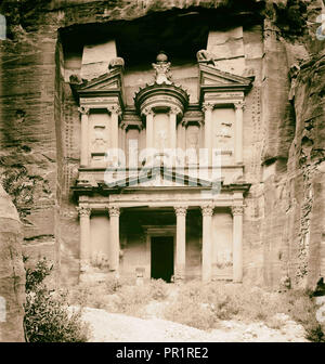 Petra. Vue avant du Temple d'el-Khazneh. 1898, Jordanie, Petra, la ville disparue Banque D'Images