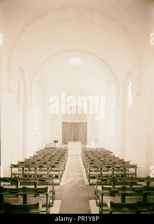 Mémorial écossais, Eglise de Saint Andrews. intérieur de l'église à la recherche vers l'abside (autel). 1940, Jérusalem, Israël Banque D'Images