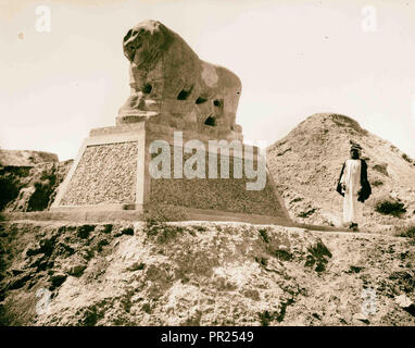 L'Iraq. Babylone. Lion de basalte. 1932, l'Iraq, Babylone, ville disparue Banque D'Images