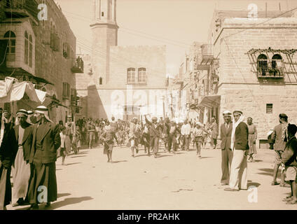 Attaque de rebelles sur Bethléem, Septembre 14, 1938 De jeunes Arabes l'agitation & running riot à Bethléem après la gravure des bureaux gouvernementaux Banque D'Images