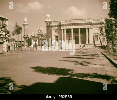 La colonie du Kenya. Nairobi. MacMillan Library et la mosquée indienne. 1936, au Kenya, Nairobi Banque D'Images