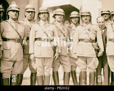 10/6/32 au palace etc., Bagdad, des officiers britanniques. 1932, l'Iraq, Bagdad Banque D'Images
