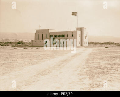 En bas de la vallée du Jourdain, de la mer de Galilée à la mer Morte. Nouveau Monastère éthiopien de la Jordanie. 1920 Banque D'Images