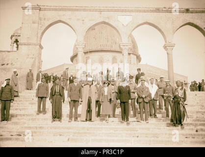 Haut Commissaire français pour la Syrie visite le Temple à Jérusalem, le 18 novembre '39. S.e. (c.-à-d., S. E.) Banque D'Images