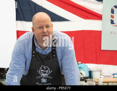 29 septembre 2018 Brentwood Essex Essex Afficher dans Weald Park Brentwood Essex en automne glorieux soleil. James Hillery anciennement de Great British Bake off, donne une démonstration culinaire Credit Ian Davidson/Alamy Live News Banque D'Images