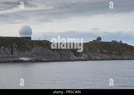 Le Globus 2 station radar à l'alerte précoce sur l'île de Vardø, Vardøya au nord du cercle arctique, le comté de Finnmark, Norvège. Banque D'Images