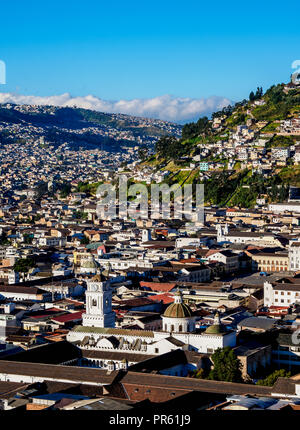 Vieille Ville, elevated view, Quito, Équateur, la province de Pichincha Banque D'Images