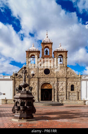 La Cathédrale San Pedro Maldonado, Parc, Riobamba, province de Chimborazo, Équateur Banque D'Images