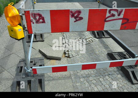 La construction d'un trottoir travaille à Berlin Banque D'Images