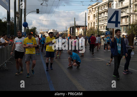 Courte distance coureurs du marathon d'Athènes, l'événement principal se préparent à leurs points de départ, Athènes Grèce Banque D'Images