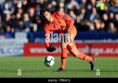 Tottenham Hotspur gardien Paulo Gazzaniga pendant le premier match de championnat à la John Smith's Stadium, Huddersfield Banque D'Images