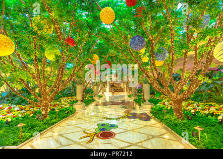 Las Vegas, Nevada, United States - 18 août 2018 : de belles décorations pour mariages location jardin piscine le luxueux et élégant Wynn Las Vegas Resort Hotel Casino à Las Vegas Strip. Banque D'Images